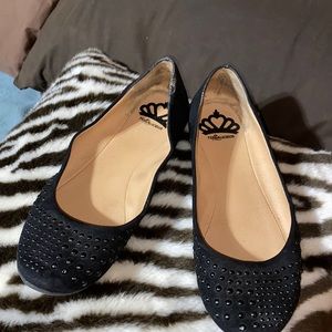 Fergalicious black flats